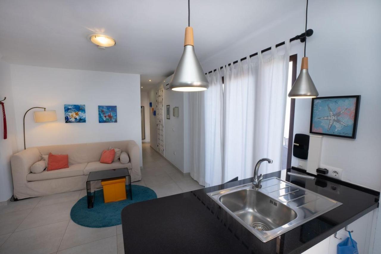 Capistrano Playa 712 Menyber Apartment Nerja Bagian luar foto