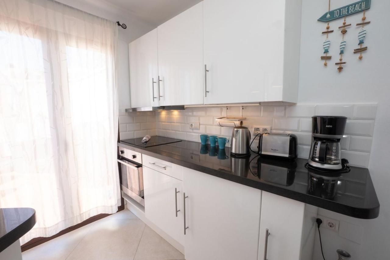 Capistrano Playa 712 Menyber Apartment Nerja Bagian luar foto