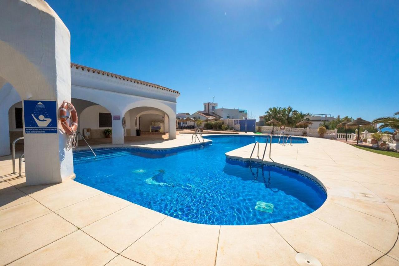 Capistrano Playa 712 Menyber Apartment Nerja Bagian luar foto
