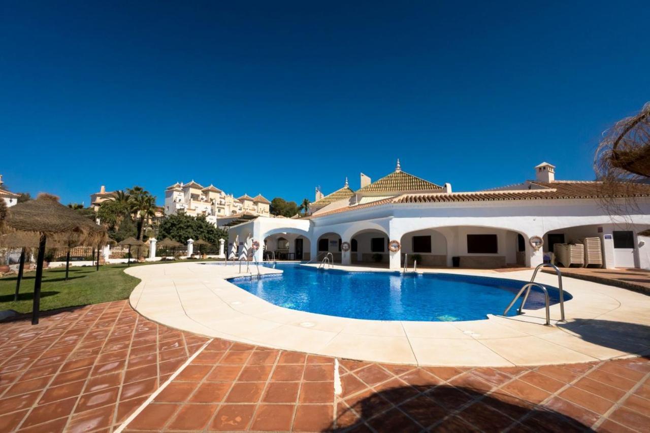 Capistrano Playa 712 Menyber Apartment Nerja Bagian luar foto