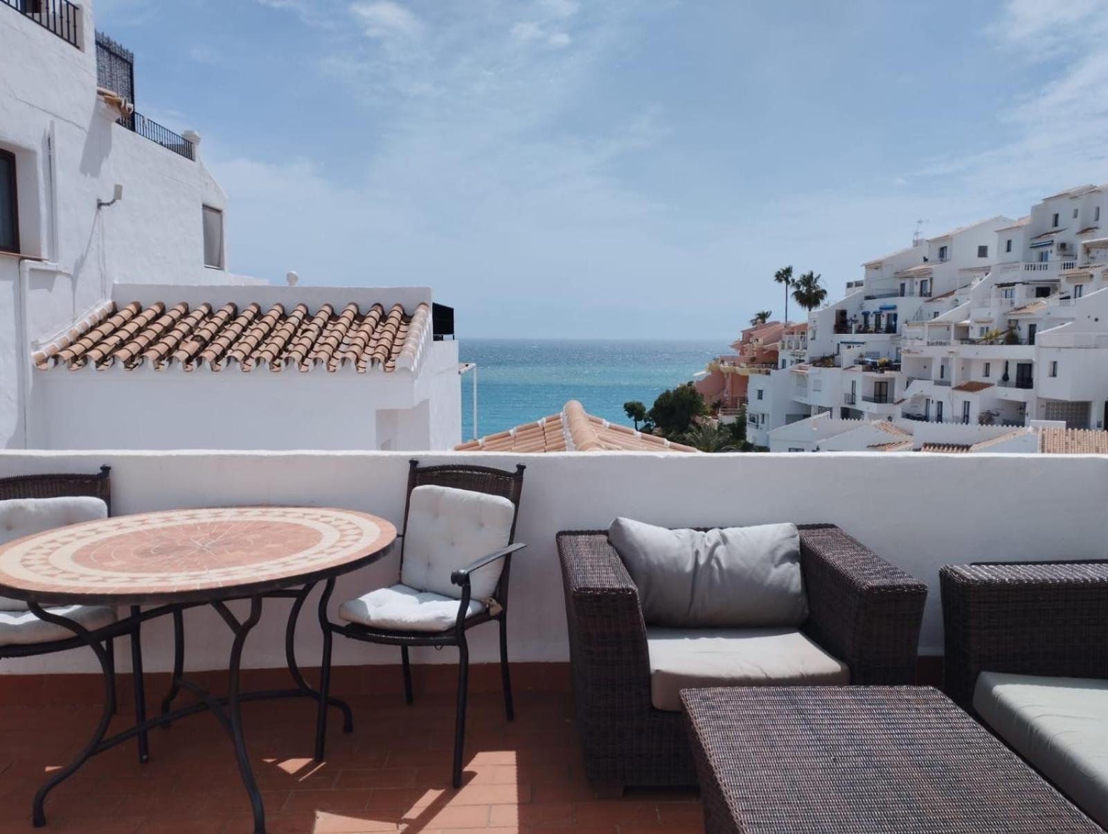 Capistrano Playa 712 Menyber Apartment Nerja Bagian luar foto